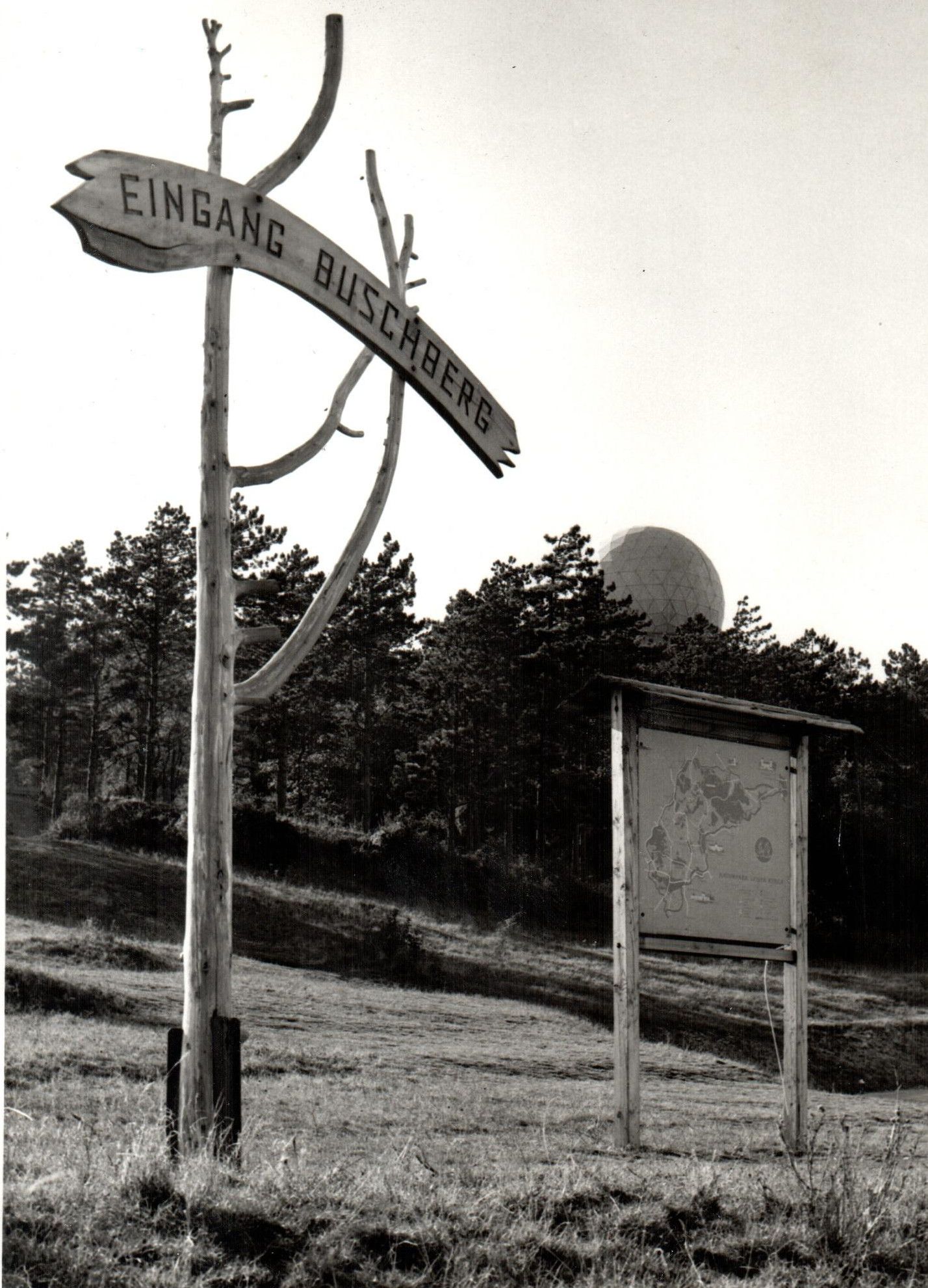 Beschriftung Naturpark Leiser Berge, Eingang Buschberg, ca. 1970